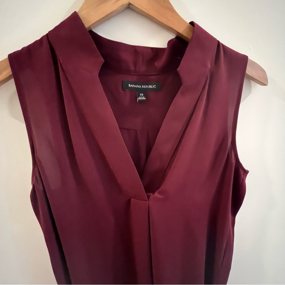 Banana Republic Sleeveless Tunic